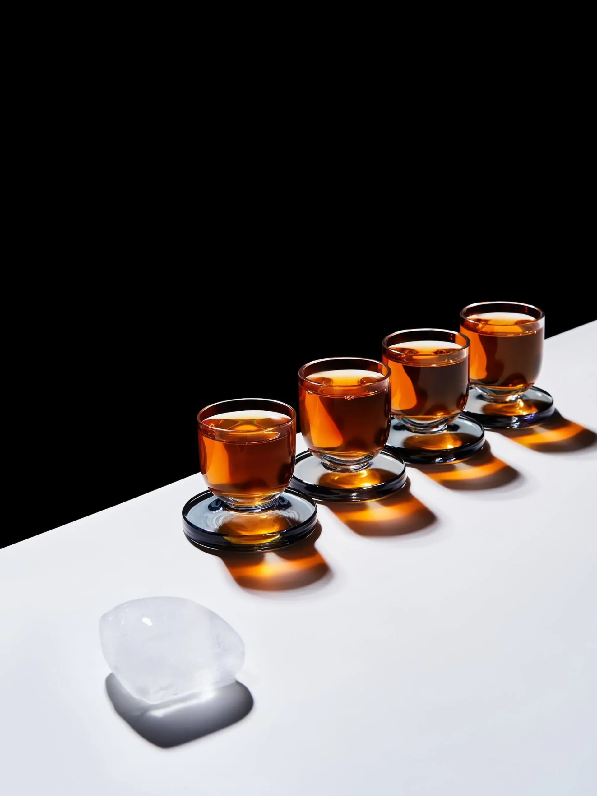Tom Dixon Glassware|Outlet*Puck Shot Glasses Set