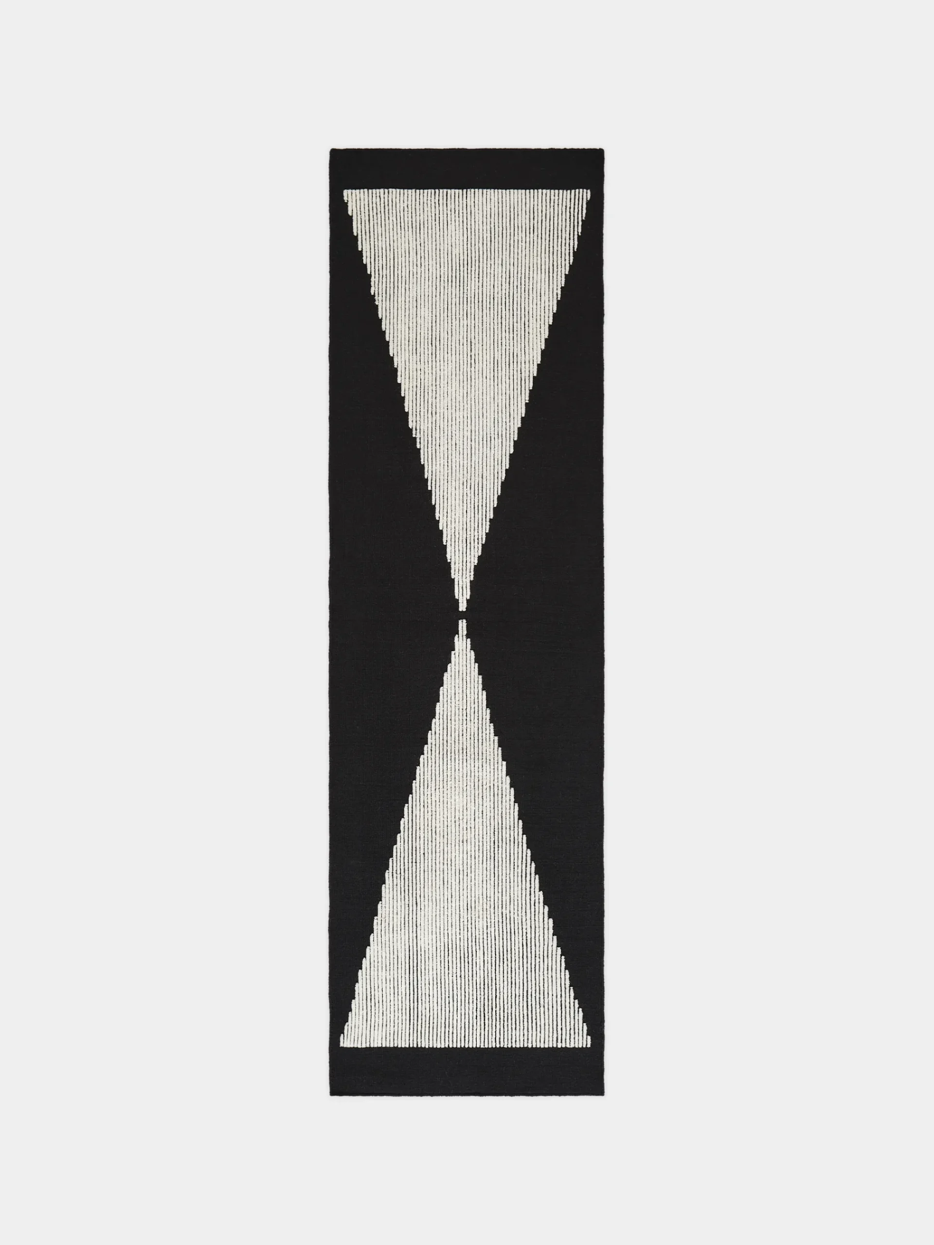 Tom Dixon Rugs, Cushions & Throws*Wedge Rug